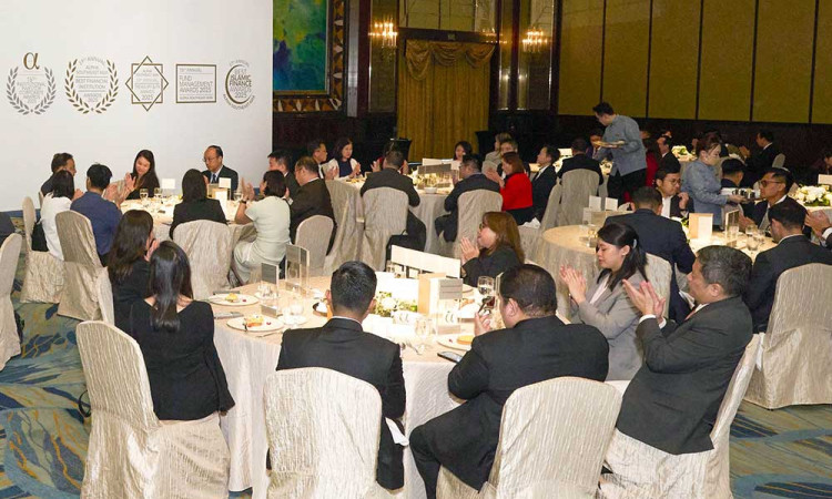 Bahana Sekuritas Raih Penghargaan Alpha Southeast Asia 2025