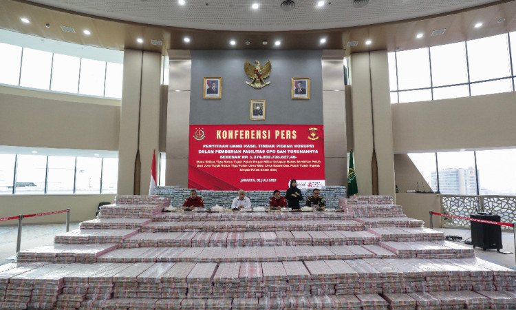 Kejagung Sita Uang Sebesar Rp1,3 Triliun Terkait Kasus Koroupsi Pemberian Fasilitas Ekspor CPO