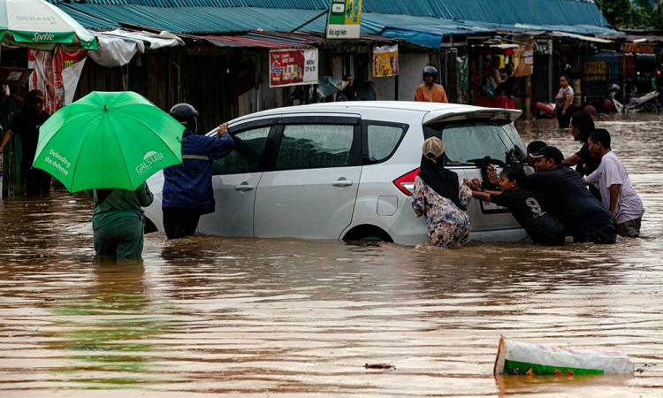 Sejumlah Jalan di Batam Terendam Banjir
