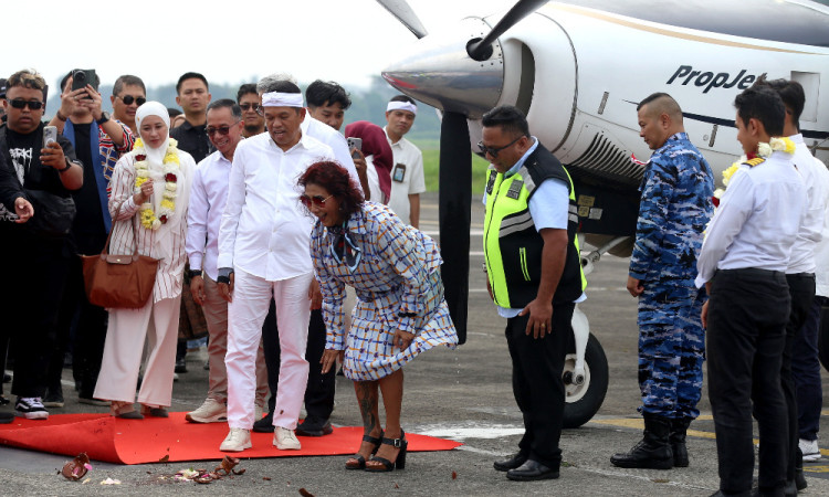 Pembukaan Rute Penerbangan Dari Bandung ke Yogyakarta