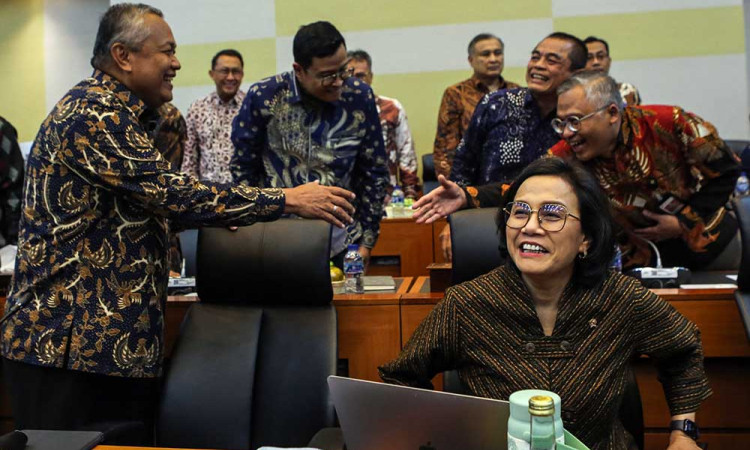 Menkeu Sri Mulyani Hadiri Raker Dengan Banggar DPR