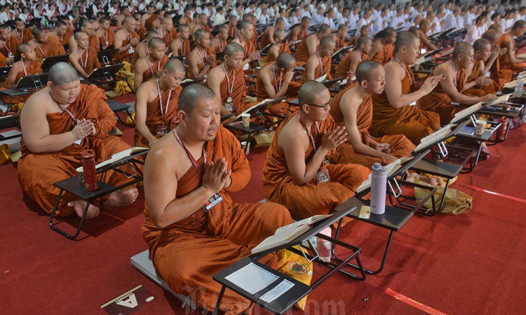 Indonesia Tipitaka Chanting dan Asalha Mahapuja 2569 Diikuti 2.007 Umat Buddha