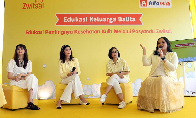 Posyandu Zwitsal Kembali Hadir untuk Edukasi 30 Juta Ibu tentang Kesehatan Kulit Si Kecil Bersama Alfamidi