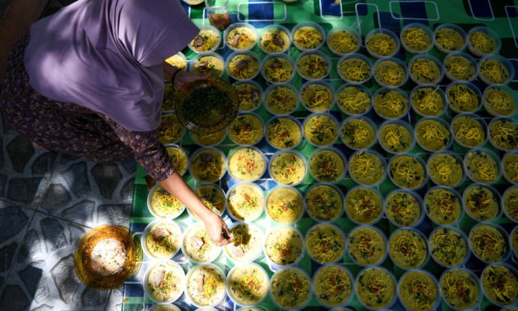 Tradisi Bubur Asyura di Samarinda