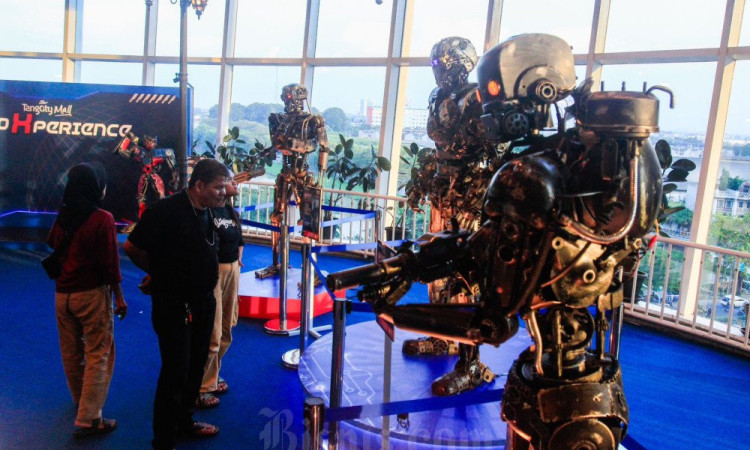 Pameran Robot Dari Onderdil Bekas