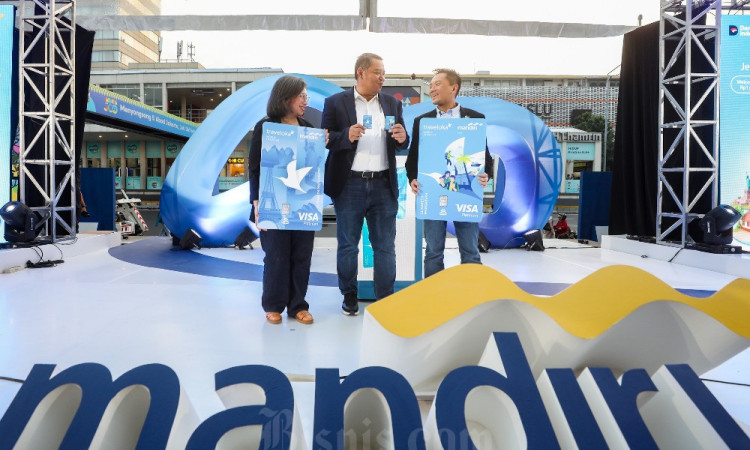 Bank Mandiri Luncurkan Kembali Mandiri Traveloka Card
