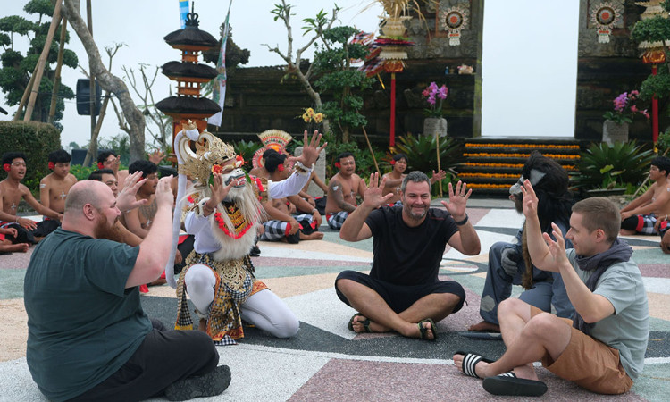 Parade Seni Budaya di The Blooms Garden Bali