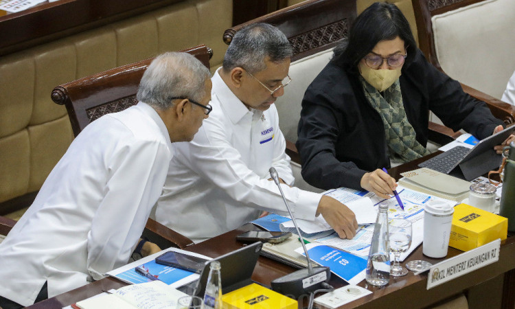 Menkeu Sri Mulyani Ikuti Raker Dengan Komisi XI DPR