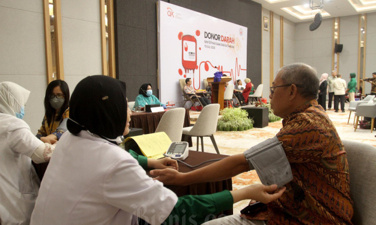 OJK Sulsel dan Sulbar Gelar Donor Darah