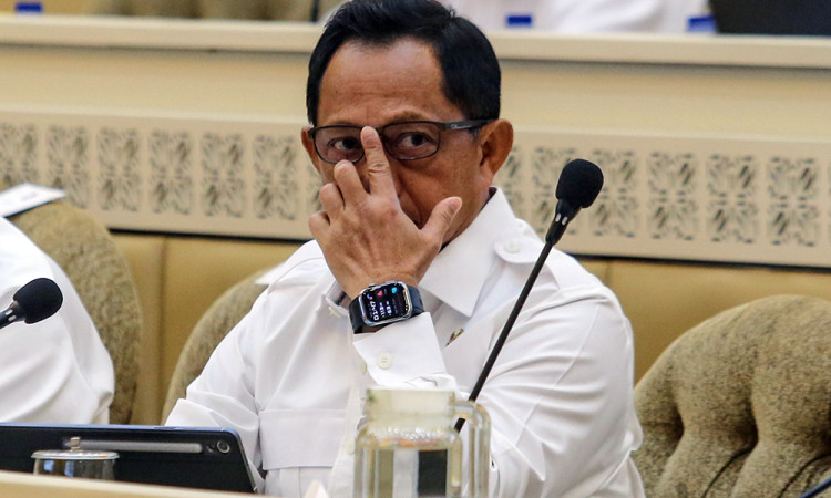 Mendagri Tito Karnavian Bersama DPR Bahas Cara Pembinaan dan Pengawasan BUMD