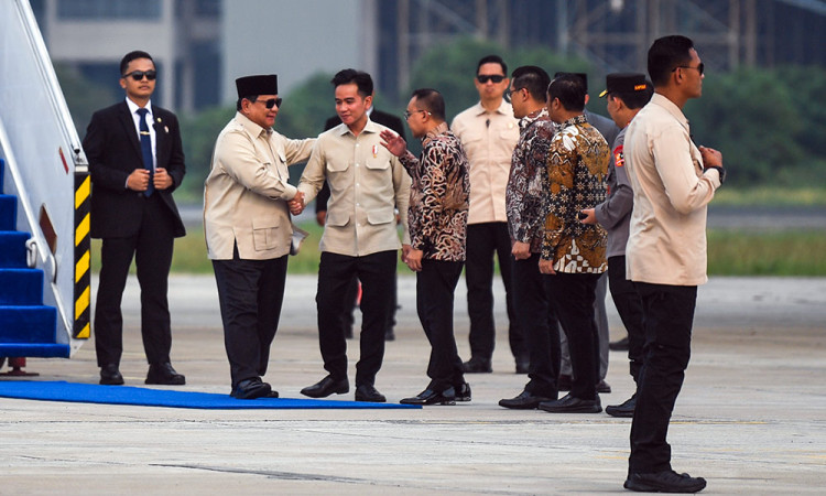 Presiden Prabowo Subianto Tiba di Tanah Air Setelah Melakukan Lawatan ke Enam Negara