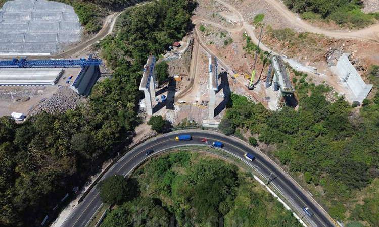 Progres Konstruksi Jalan Tol Probolinggo-Banyuwangi Paket 3 Capai 89,22 Persen