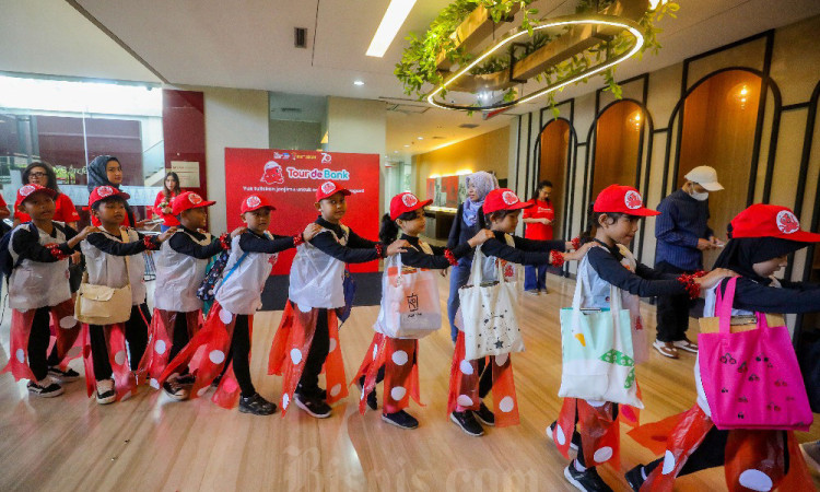CIMB Niaga Gelar Tour de Bank
