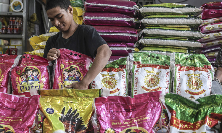 Pedagang Waspadai Peredaran Beras Oplosan di Ternate