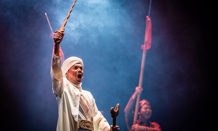 Pertunjukan Teater Lima Fragmen Perang Djawa