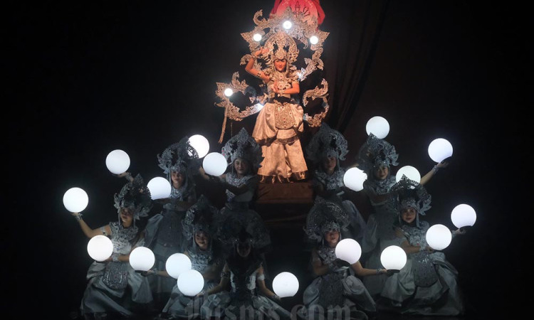 Tari Kontemporer Cipta Rwa Loka Tampil Pada Festival Seni Bali Jani 2025