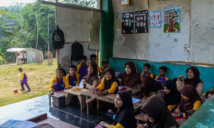 Sekolah Rusak di Pelosok Lebak