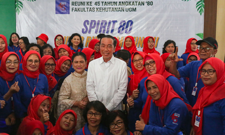 Jokowi Hadiri Reuni Fakultas Kehutanan UGM