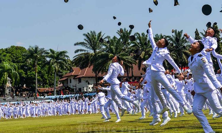 Mendagri Tito Karnavian Lantik 1.110 Pamong Praja Muda IPDN Angkatan XXXII