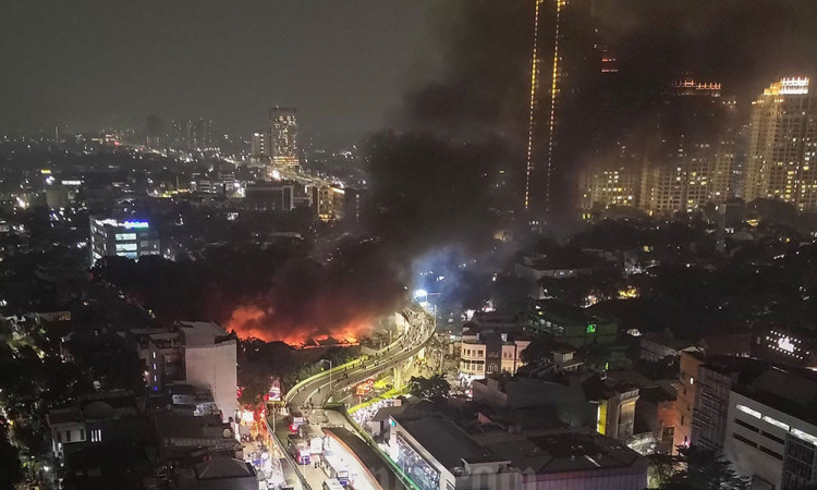 Sebanyak 500 Kios Pedagang Taman Puring Ludes Dilalap Si Jago Merah