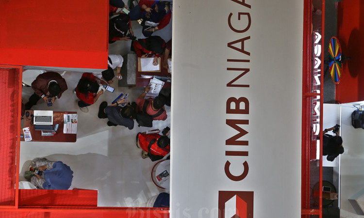 CIMB Niaga Cathay Travel Fair 2025 Sekaligus Peluncuran Kartu Kredit Co-Brand World Cathay Card