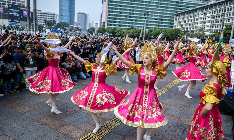 Parade Budaya Jakarta World Folklore Festival 2025
