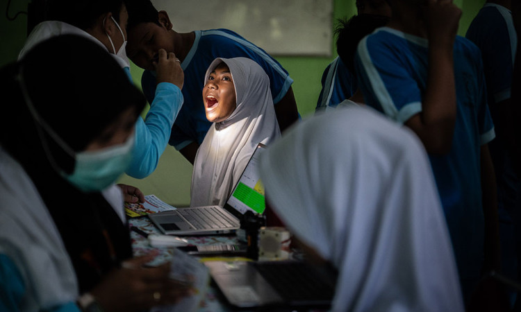 Mendikdasmen Tinjau Pelaksanaan CKG di Sekolah