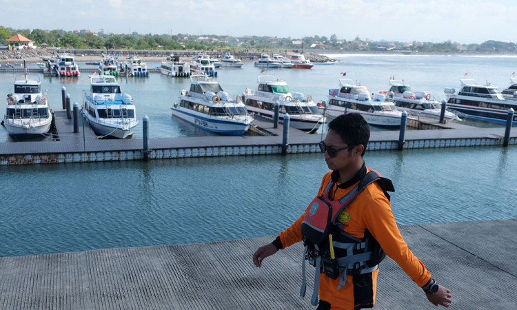 Penundaan Penyeberangan Pasca Kecelakaan Kapal di Pelabuhan Sanur Bali