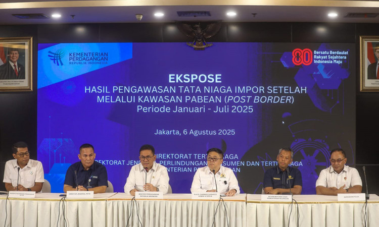Penyitaan Produk Impor Ilegal Senilai Rp26,4 Miliar