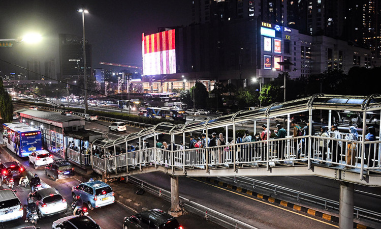 Kenaikan Jumlah Penumpang Bus Transjakarta