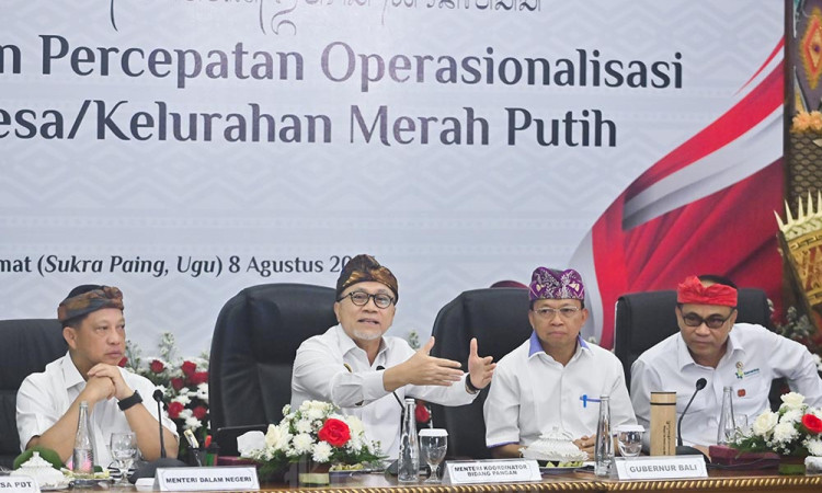 Menko Zulhas Meminta Gubernur Gelar Rapat Perkembangan Kopdes Merah Putih Tiap Bulan