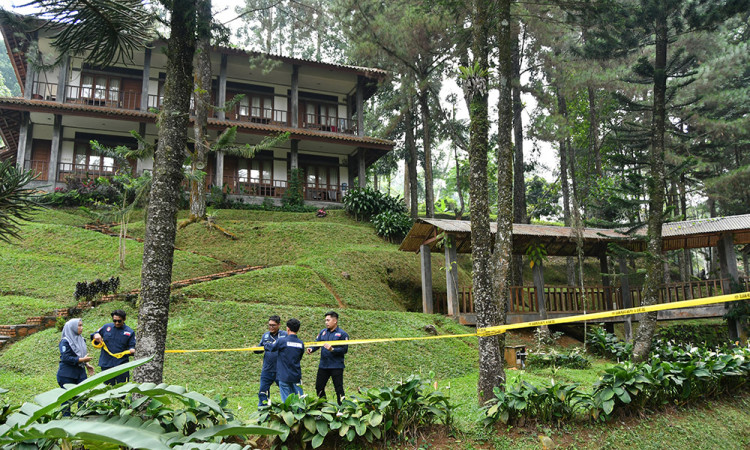 Kementerian Lingkungan Hidup Segel Hotel dan Villa di Bogor