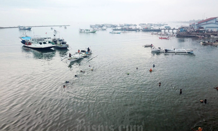 Pasokan Ikan Tangkapan di Laut Jawa Menurun Akibat Lautan Tercemar Oleh Sampah