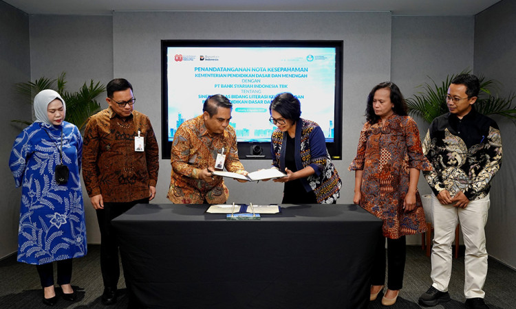 Peningkatan Literasi Keuangan Berbasis Prinsip Syariah