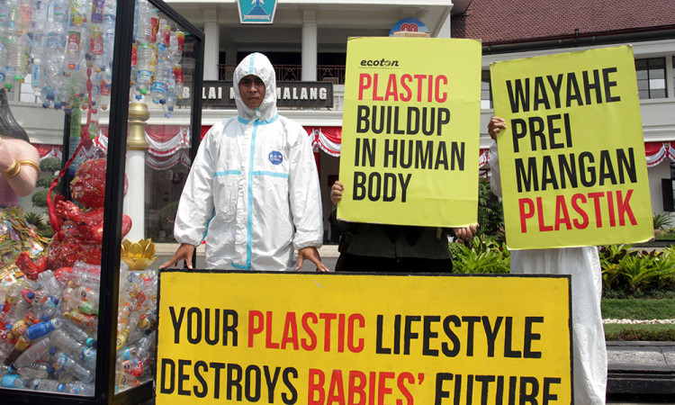 Dorong Pemerintah Bentuk Regulasi Pembatasan Plastik Sekali Pakai