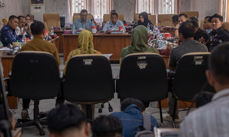 Sidang Perdana Pansus Terkait Kebijakan Bupati Pati
