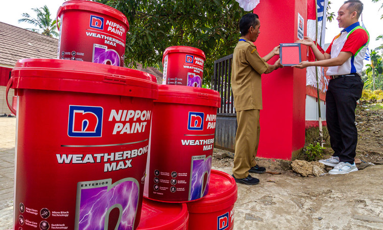 Nippon Paint Sambut Hari Kemerdekaan melalui Program CSR Merah Putih untuk Nelayan dan Masyarakat Pesisir