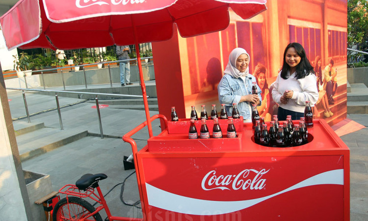 Coca-Cola Indonesia Hadirkan Instalasi Bertema Mejeng Lintas Generasi
