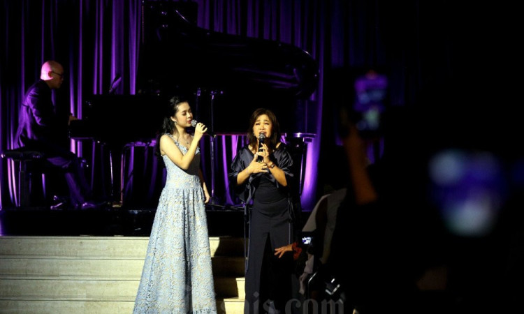 Konser Tunggal Perjalanan Tematik Pianis Muda Angelique Kezia Chandra