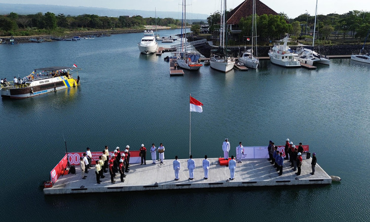 Upacara peringatan Hari Kemerdekaan di Banyuwangi Digelar di Atas Air