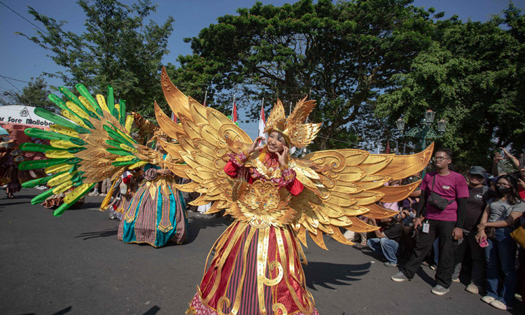Pawai Kemerdekaan Jogja Fashion Carnival Meriahkan HUT ke-80 RI