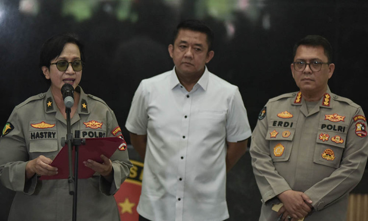 Pengumuman Hasil tes DNA Ridwan Kamil dan Lisa Mariana