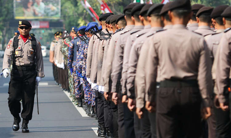Upacara Hari Juang Polri di Surabaya
