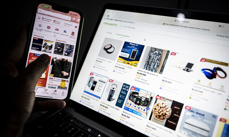 Pertumbuhan Transaksi Patform Niaga Elektronik