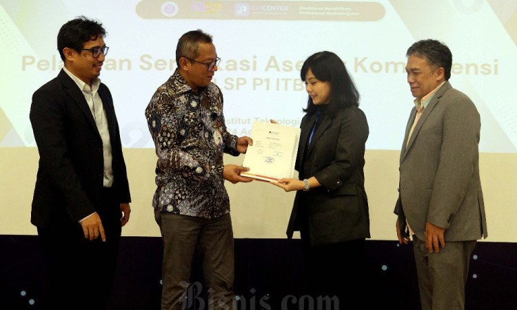 ITB Terima Sertifikat Verifikasi Untuk Lembaga Sertifikasi Profesi (LSP) P1 ITB