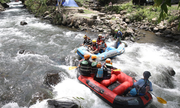 Wisata Alam Arung Jeram Takengon