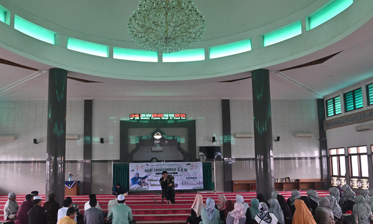 Peringatan Isra Mi’raj Nabi Muhammad SAW di Masjid Raya Al-Kusuf: Penguatan Iman, Ibadah, dan Kepedulian Sosial