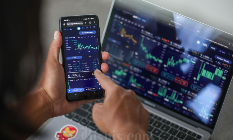 IHSG Ditutup Menguat 1,76% ke Level 7.710