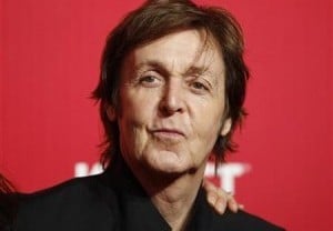 PAUL Mc CARTNEY: The Beatles Bubar Bukan Karena Yoko Ono!