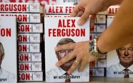 Banyak Salah, Penerbit Buku Alex Ferguson Ganti Uang Konsumen